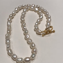 Load image into Gallery viewer, Baroque Freshwater Pearls Necklace
