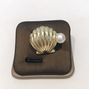 Shell Brooch