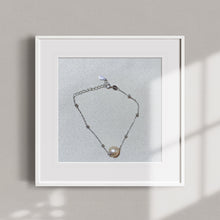 Load image into Gallery viewer, Baroque Pearl and Silver Chain Bracelet
