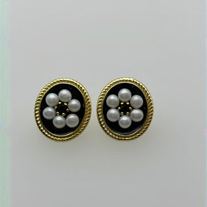 Multi Pearl Studs