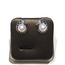 Load image into Gallery viewer, Sterling Silver Leopard Akoya Sea Pearl Studs
