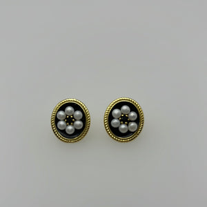 Multi Pearl Studs