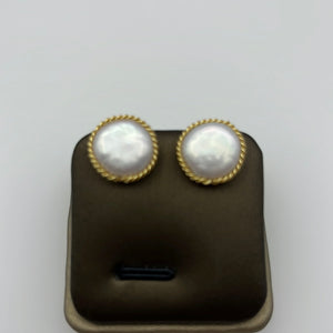 Flat Pearl Studs