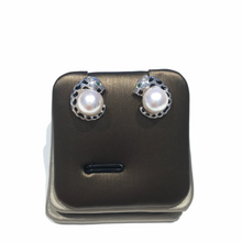 Load image into Gallery viewer, Sterling Silver Leopard Akoya Sea Pearl Studs
