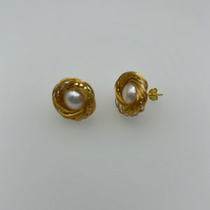 Nest Pearl Studs