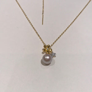 Flower Round Pearl Necklaces