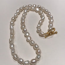 Load image into Gallery viewer, Baroque Freshwater Pearls Necklace
