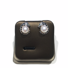 Load image into Gallery viewer, Sterling Silver Leopard Akoya Sea Pearl Studs
