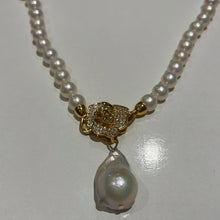 Load image into Gallery viewer, Rose 8-9 MM Premium Freshwater Pearl Set
