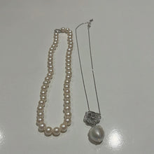 Load image into Gallery viewer, Rose 8-9 MM Premium Freshwater Pearl Set
