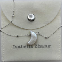Load image into Gallery viewer, Moon Necklace
