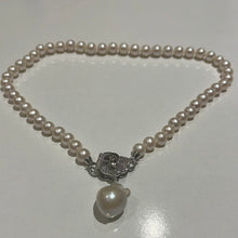 Load image into Gallery viewer, Rose 8-9 MM Premium Freshwater Pearl Set
