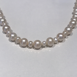 Mixed Round Pearl Necklaces and Bracelets