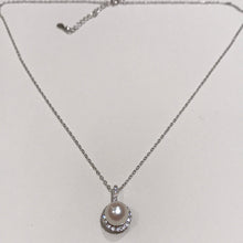 Load image into Gallery viewer, Akoya Sea Pearl Necklace
