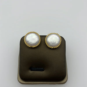 Flat Pearl Studs