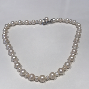 Mixed Round Pearl Necklaces and Bracelets